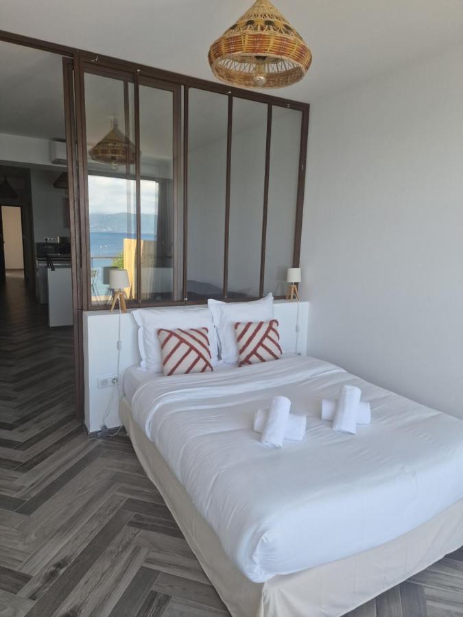 Hotel L'Escale Порто Поло Екстериор снимка